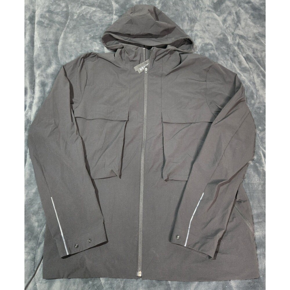 Lululemon Mens Windbreaker Jacket Black L Stowable Hood Reflective LM4832S